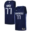 Comodo Pratico Luka Dončić Dallas Mavericks Nike Swingman Player Jersey City Edition Navy