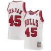 Robusto Men's Chicago Bulls Michael Jordan White 1994 95 Hardwood Classics Authentic Player Jersey