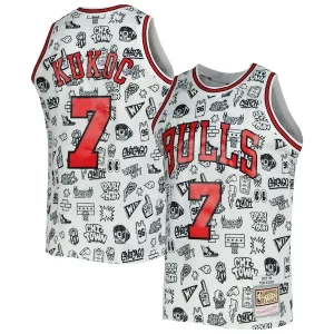 Resistente Meraviglioso Toni Kukoc Chicago Bulls 1997/98 Hardwood Classics Doodle Swingman Jersey White